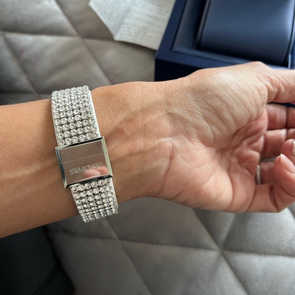 Piazza Crystal watch Swarovski - Picture 2 of 3